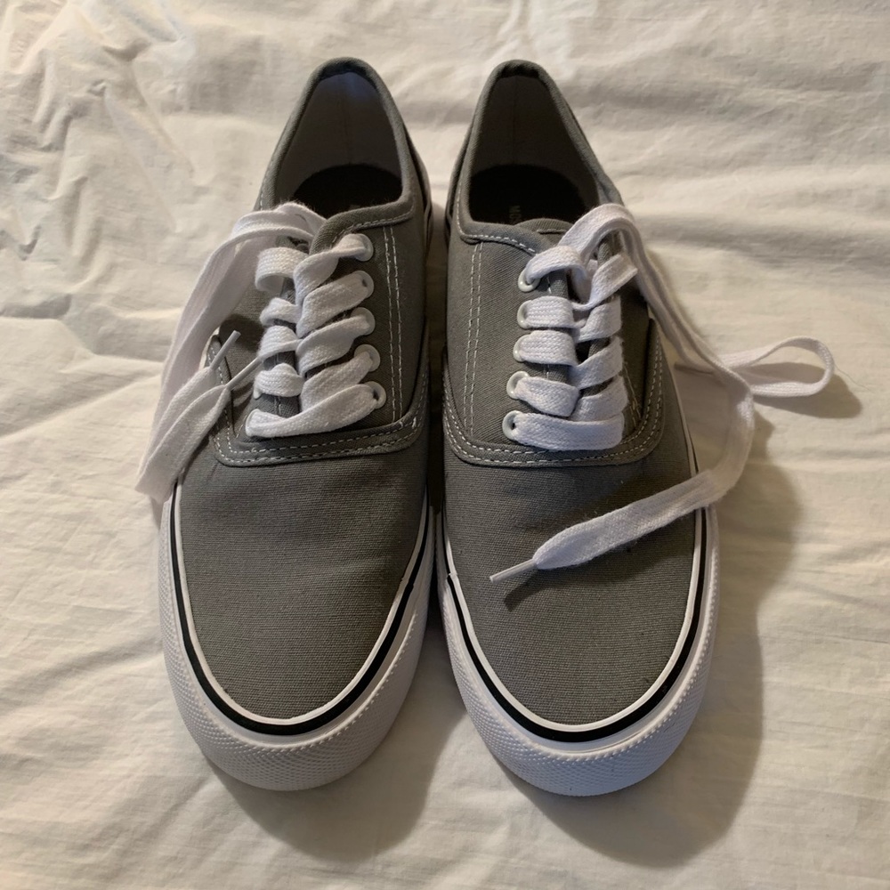 Mossimo Supply Co Sneaker